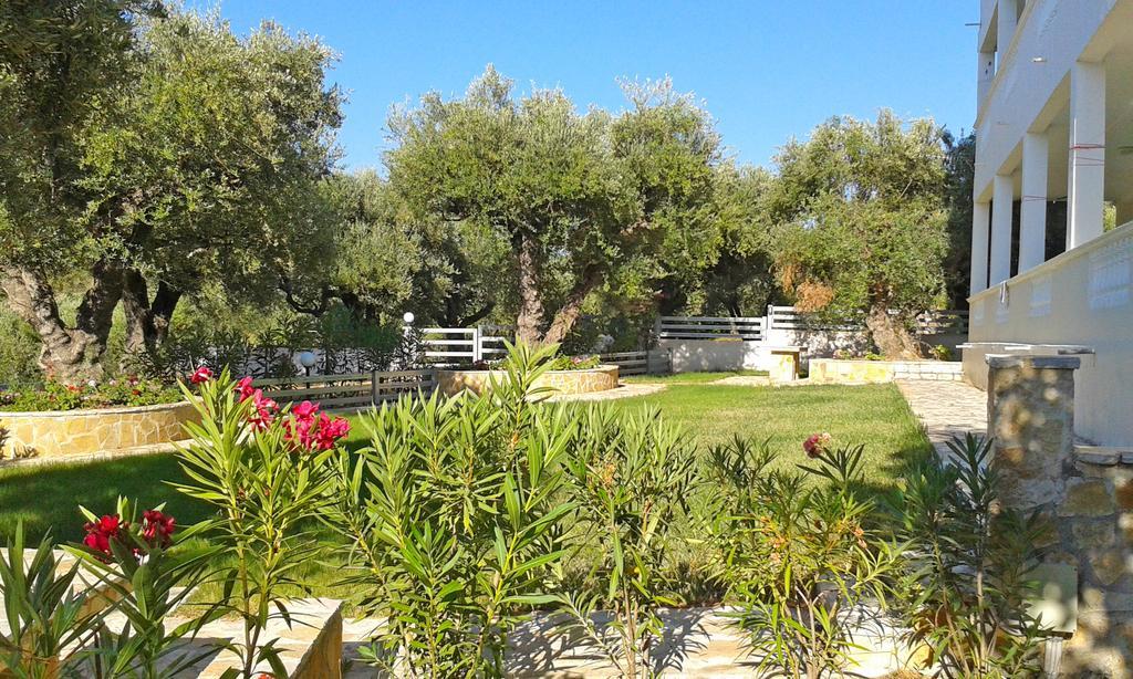 אליקס Pouliezos Koklanis Zante Apartments מראה חיצוני תמונה